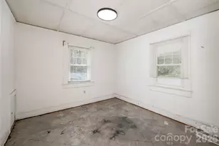 603 Halsbury Ave, Hendersonville, NC 28791 - Photo 12