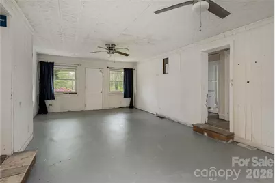 603 Halsbury Avenue, Hendersonville, NC 28791 - Photo 4
