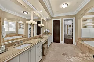 808 Huntington Park Dr, Charlotte, NC 28211 - Photo 18