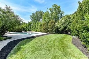 808 Huntington Park Dr, Charlotte, NC 28211 - Photo 36