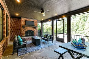 808 Huntington Park Dr, Charlotte, NC 28211 - Photo 4