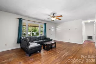 2525 Old Trenton Pl, Lenoir, NC 28645 - Photo 4