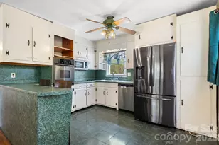 2525 Old Trenton Pl, Lenoir, NC 28645 - Photo 6