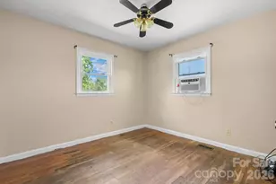2525 Old Trenton Pl, Lenoir, NC 28645 - Photo 8