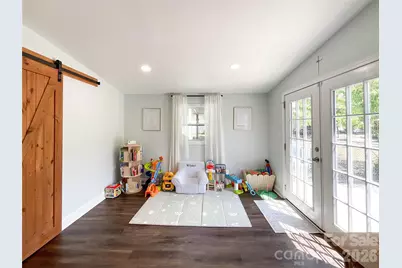 3827 Topsfield Road, Charlotte, NC 28211 - Photo 32