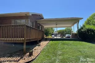 2303 Briarwood Street SW, Lenoir, NC 28645 - Photo 10