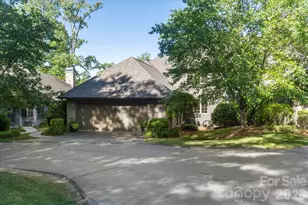 16 Hollyberry Ln, Brevard, NC 28712 - Photo 2