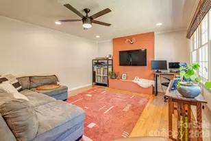 24 Forest Ln, Black Mountain, NC 28711 - Photo 4