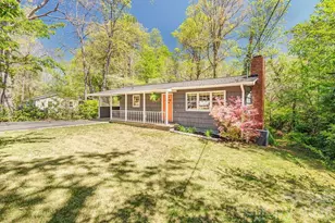 24 Forest Ln, Black Mountain, NC 28711 - Photo 2