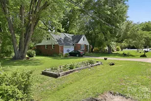 215 Old US 70 Hwy E, Black Mountain, NC 28711 - Photo 36