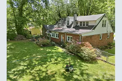 215 Old US 70 Highway E, Black Mountain, NC 28711 - Photo 8