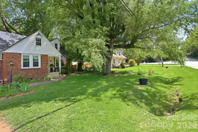 215 Old US 70 Highway E, Black Mountain, NC 28711 - Photo 40
