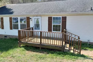 130 Gray Fox Dr, Lawndale, NC 28090 - Photo 2