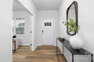 6515 Barcelona Wy, Charlotte, NC 28214 - Photo 2