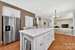 12532 Overlook Mountain Dr, Charlotte, NC 28216 - Photo 18