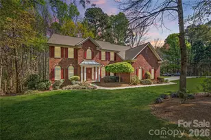 12532 Overlook Mountain Dr, Charlotte, NC 28216 - Photo 2