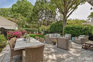 2001 Beverly Dr, Charlotte, NC 28207 - Photo 34