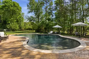 149 Vista Bluff Ln, Mooresville, NC 28117 - Photo 2