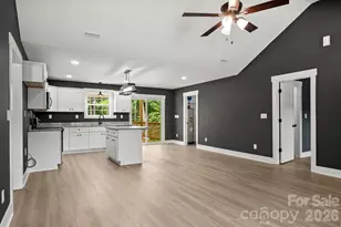 326 Sharon Rd, York, SC 29745 - Photo 10