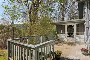 74 Link Cir, Maggie Valley, NC 28751 - Photo 8
