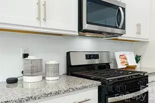 1112 Secrest Cmns Dr, Monroe, NC 28112 - Photo 8