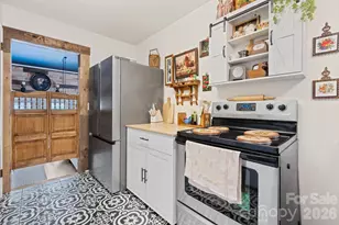 326 Tanner St, Rutherfordton, NC 28139 - Photo 8