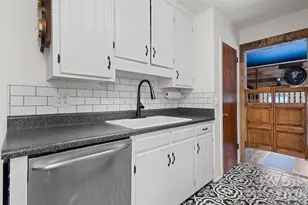 326 Tanner St, Rutherfordton, NC 28139 - Photo 10