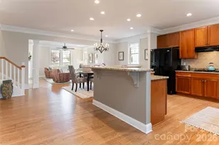 16 Dearborn St, Asheville, NC 28803 - Photo 8