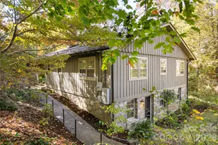 15 Meadow Ln, Fairview, NC 28730 - Photo 6