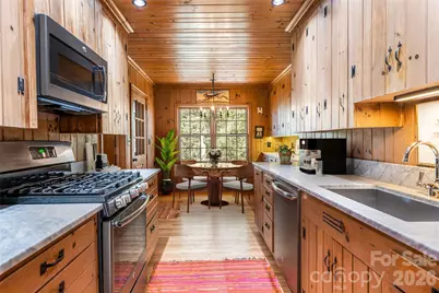 15 Meadow Lane, Fairview, NC 28730 - Photo 14