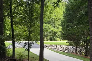 734 Lynnwood Farms Dr, Fort Mill, SC 29715 - Photo 2