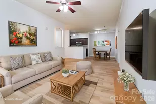 400 Vista Lake Dr, Candler, NC 28715 - Photo 2