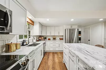 9101 Hinson Drive, Matthews, NC 28105 - Photo 12