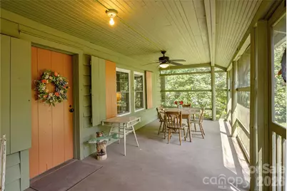 10844 Greenville Highway, Cedar Mountain, NC 28718 - Photo 8