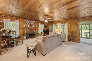 10844 Greenville Hwy, Cedar Mountain, NC 28718 - Photo 12