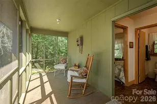 10844 Greenville Hwy, Cedar Mountain, NC 28718 - Photo 24