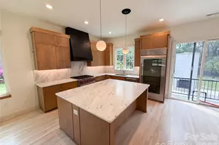 1609 Richland Dr, Charlotte, NC 28205 - Photo 2