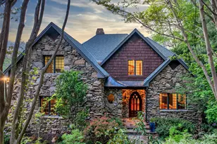 8 Timberwolf Ct, Asheville, NC 28804 - Photo 4