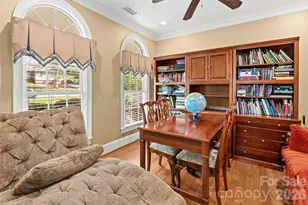 122 Upper Oak Dr, Statesville, NC 28625 - Photo 8