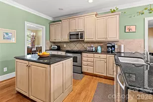 122 Upper Oak Dr, Statesville, NC 28625 - Photo 14