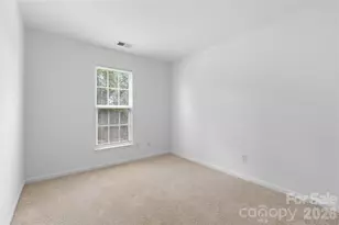 9746 Holly Park Dr, Charlotte, NC 28214 - Photo 28