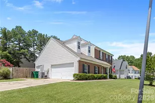 9746 Holly Park Dr, Charlotte, NC 28214 - Photo 46
