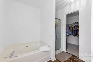 9746 Holly Park Dr, Charlotte, NC 28214 - Photo 36