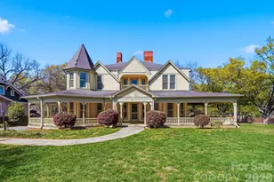 121 5th Ave NE, Hickory, NC 28601 - Photo 1