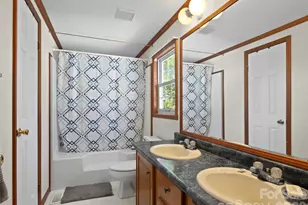 60 Dix Creek Chapel Rd, Asheville, NC 28806 - Photo 8