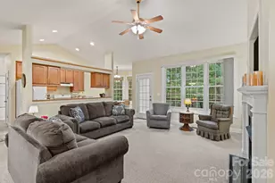 112 Chestnut Ln, Hendersonville, NC 28792 - Photo 10