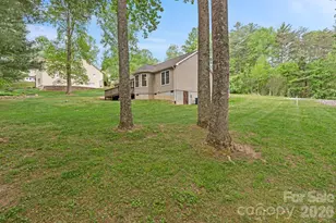 112 Chestnut Ln, Hendersonville, NC 28792 - Photo 34