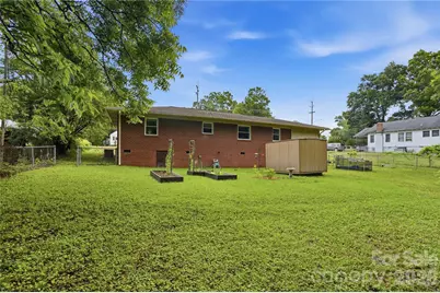605 W 19th Avenue, Gastonia, NC 28052 - Photo 30