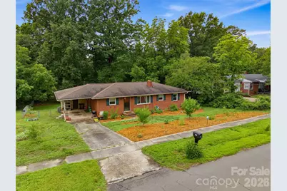 605 W 19th Avenue, Gastonia, NC 28052 - Photo 2