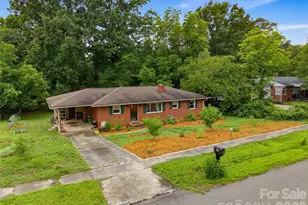 605 W 19th Ave, Gastonia, NC 28052 - Photo 2